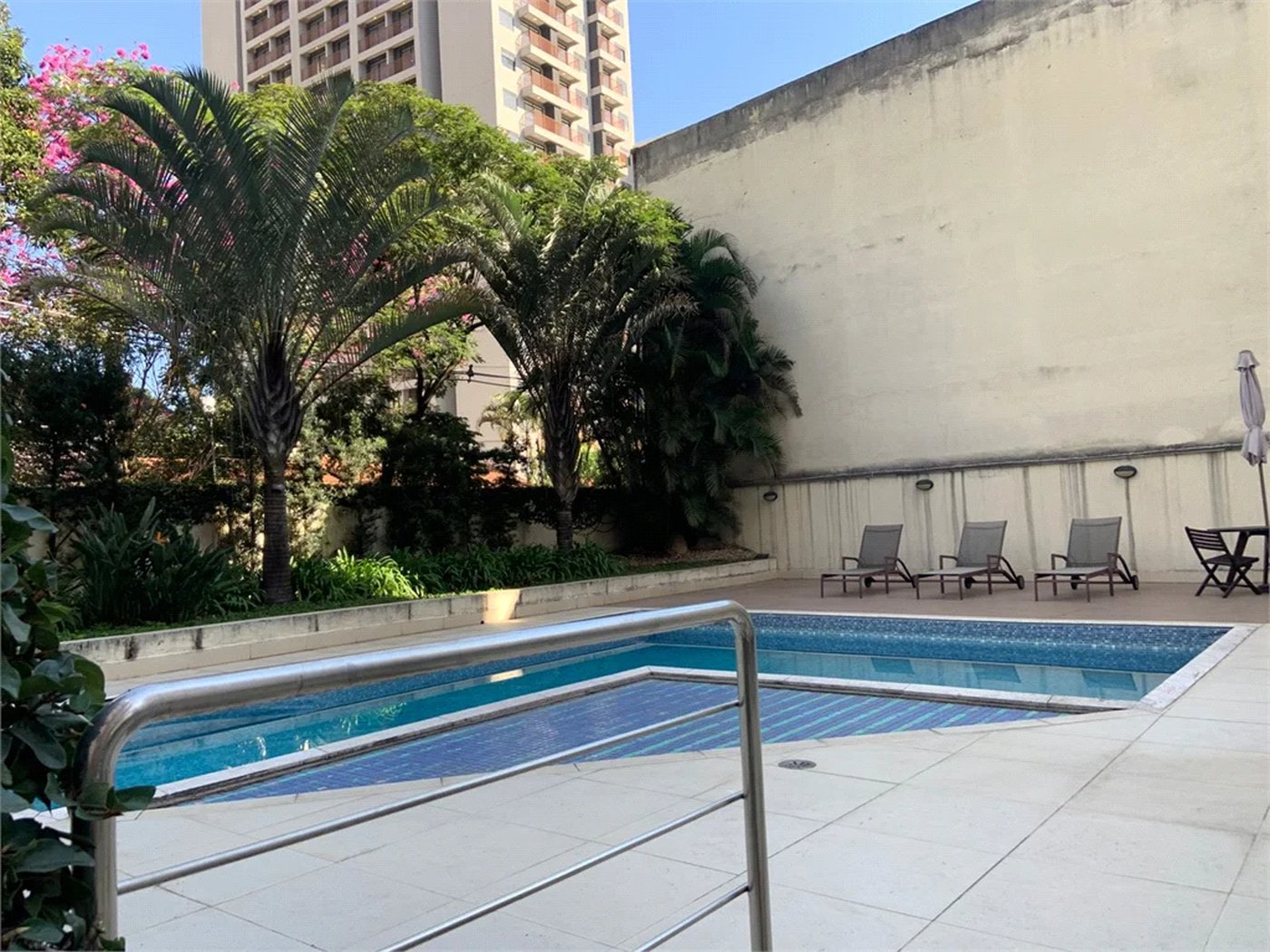 Apartamento à venda com 4 quartos, sendo 3 suítes,  em Pinheiros, São Paulo, SP