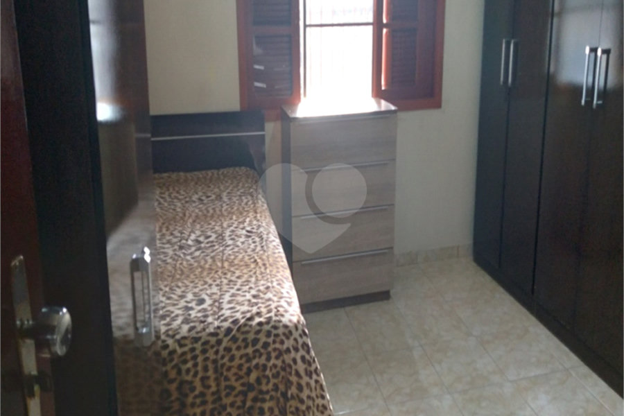 Sobrado à venda com 3 quartos, sendo 1 suíte, em Santa Teresinha, São Paulo, SP