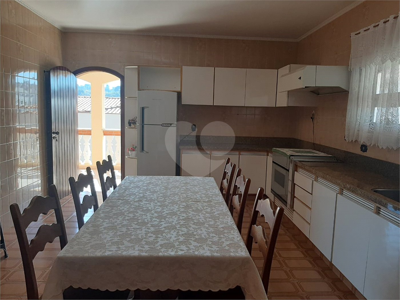 Casa à venda com 3 quartos, sendo 1 suíte, no Centro, Vinhedo, SP