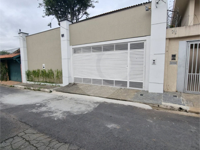 Sobrado à venda com 4 quartos, sendo 1 suíte,  em Brooklin, São Paulo, SP