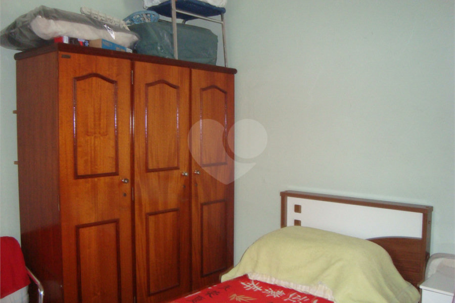Sobrado à venda com 7 quartos, sendo 1 suíte, em Santana, São Paulo, SP