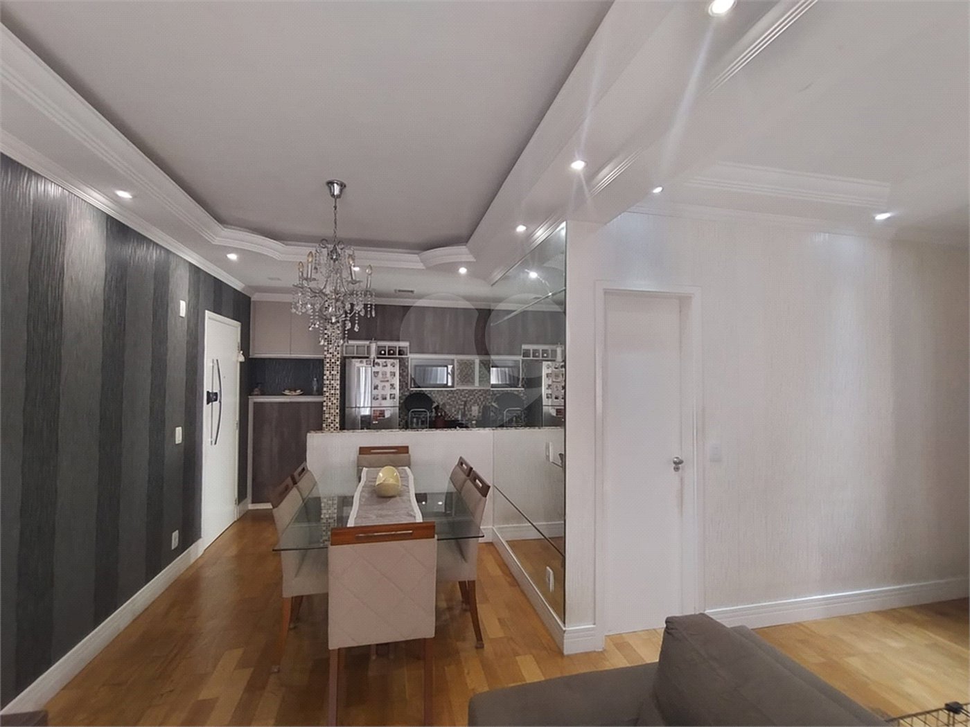 Apartamento à venda com 3 quartos, sendo 1 suíte, em Umuarama, Osasco, SP