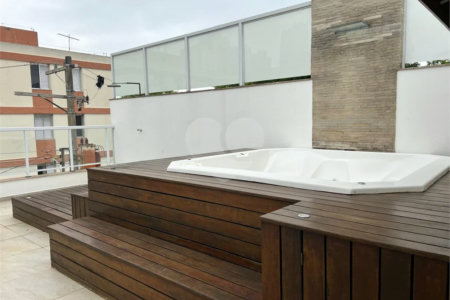 Casa à venda com 3 suítes em Santana, São Paulo, SP