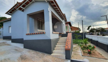Casa à venda com 2 quartos no Centro, Vinhedo, SP