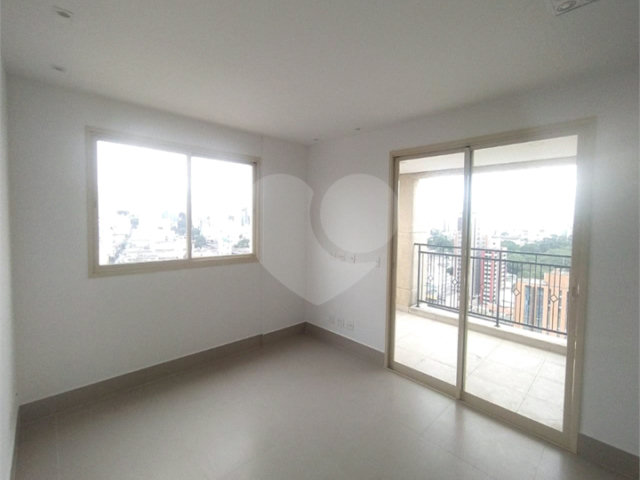 Apartamento à venda com 2 quartos, sendo 1 suíte,  em Santana, São Paulo, SP