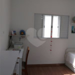 Casa à venda com 3 quartos, sendo 1 suíte, no condomínio Villagio Esperanza, Guarulhos - SP