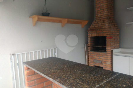 Apartamento à venda com 2 quartos, sendo 1 suíte,  em Vila Santana, Mogi das Cruzes, SP