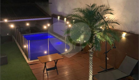 Casa Térrea à venda com 3 quartos em Jardim Alvinópolis, Atibaia, SP