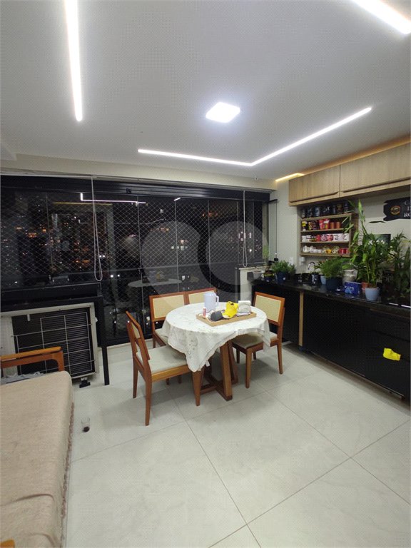 Apartamento à venda com 3 quartos, sendo 2 suítes, em Barra Funda, São Paulo, SP