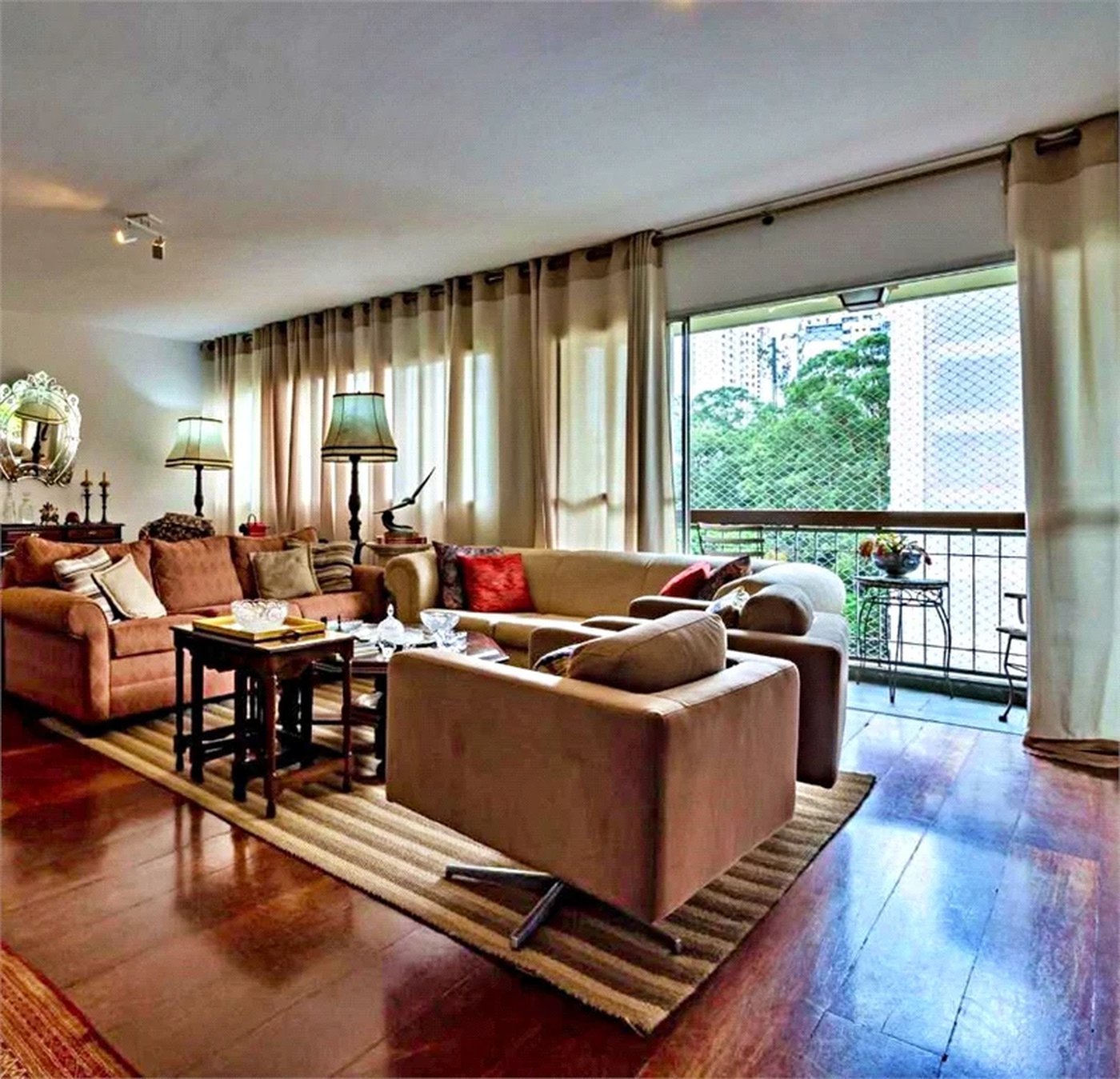 Apartamento à venda com 3 quartos, sendo 1 suíte, em Vila Andrade, São Paulo, SP