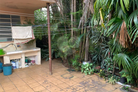 Casa Térrea à venda com 3 quartos em Chácara Santo Antônio (zona Sul), São Paulo, SP