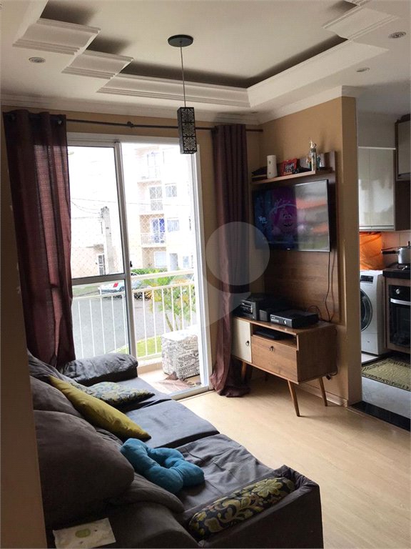Apartamento à venda com 2 quartos em Conjunto Residencial Irai, Suzano, SP