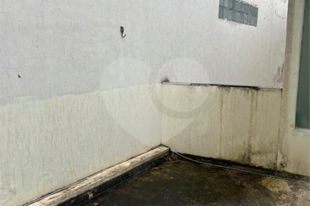 Casa à venda com 2 quartos, sendo 1 suíte, em Jardim das Acácias, São Paulo, SP