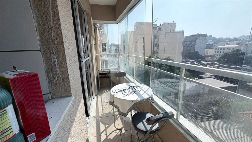 Apartamento à venda com 2 quartos, sendo 1 suíte,  em Rio Comprido, Rio de Janeiro, RJ
