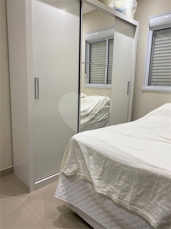 Apartamento à venda com 2 quartos em Parque Reboucas, São Paulo, SP