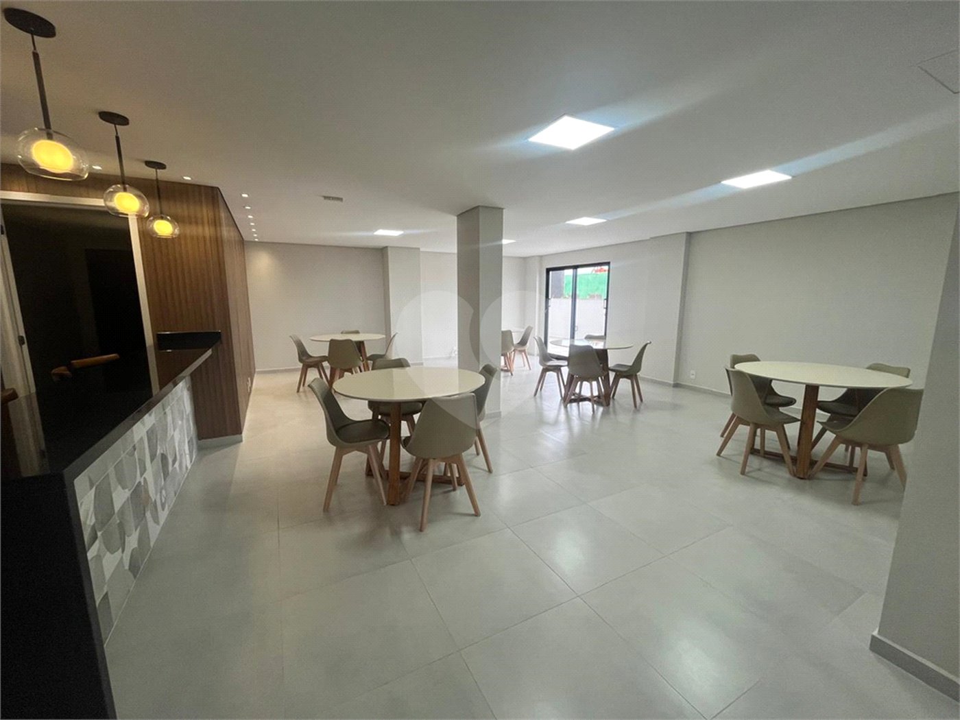 Apartamento à venda com 2 suítes no Centro, Itapetininga, SP