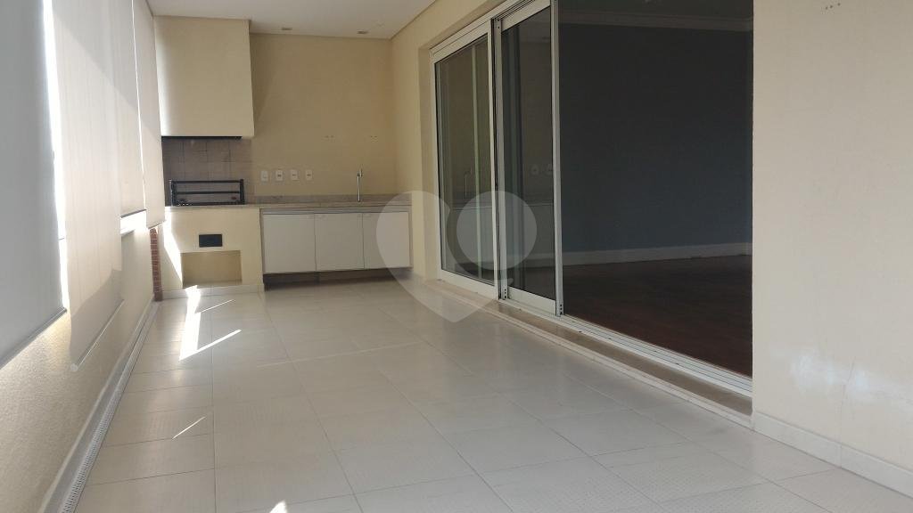 Apartamento para alugar com 3 suítes em Itaim Bibi, São Paulo, SP