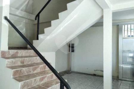 Casa à venda com 9 quartos em Parque Fernanda, São Paulo, SP