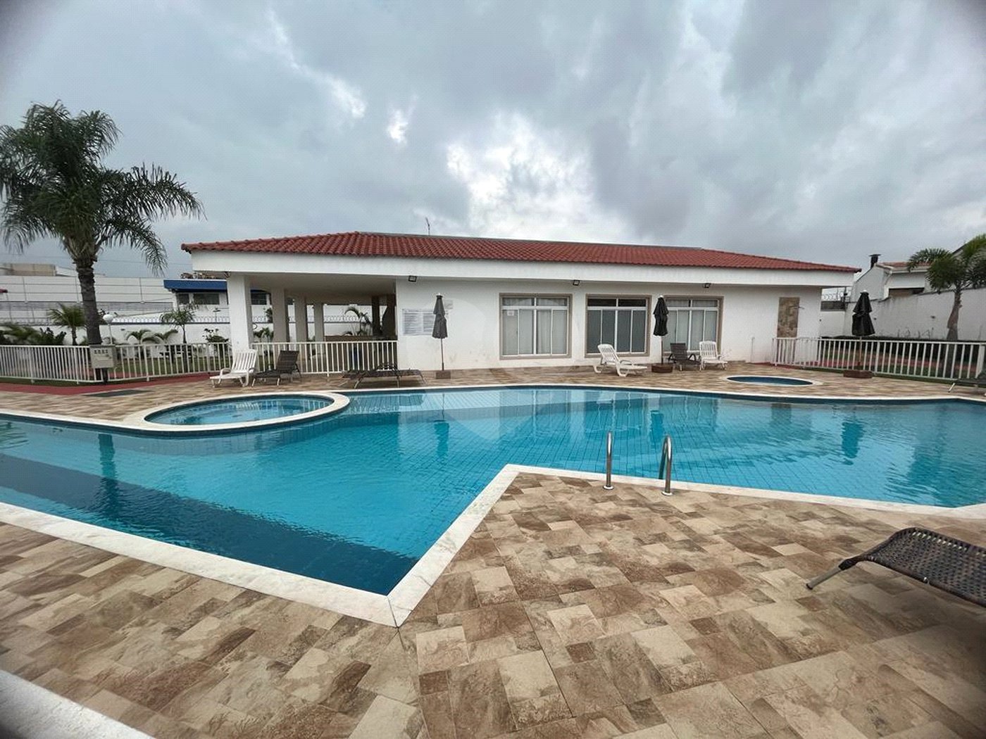 Casa à venda com 3 quartos, sendo 1 suíte, no condomínio Villagio DI Lucca, Sorocaba - SP