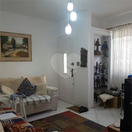 Casa de Vila à venda com 4 quartos, sendo 1 suíte, em Santana, São Paulo, SP
