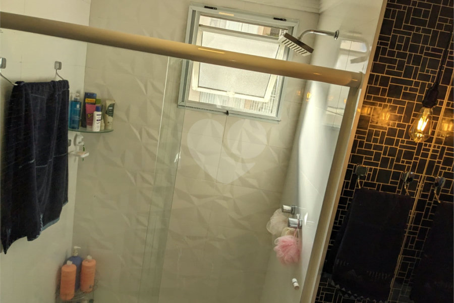 Apartamento à venda com 2 quartos, sendo 1 suíte,  em Jardim Rosa de Franca, Guarulhos, SP