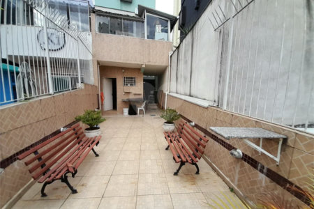 Sobrado à venda com 4 quartos, sendo 1 suíte, em Santana, São Paulo, SP