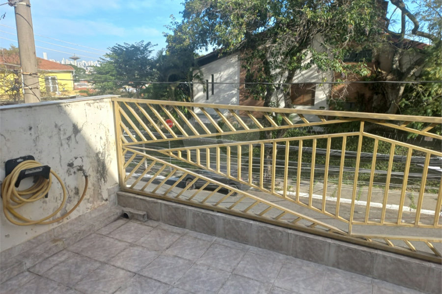 Sobrado à venda com 3 quartos em Vila Paiva, São Paulo, SP
