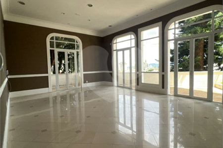 Apartamento à venda com 4 quartos, sendo 2 suítes,  em Vila Oliveira, Mogi das Cruzes, SP
