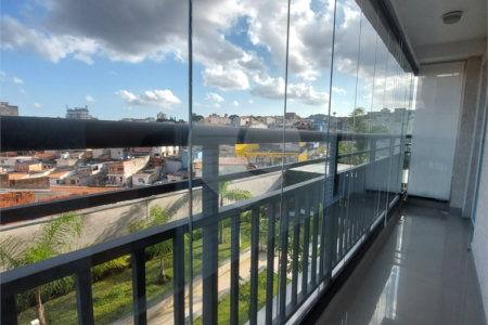 Apartamento à venda com 3 quartos, sendo 1 suíte, em Jardim Flor da Montanha, Guarulhos, SP