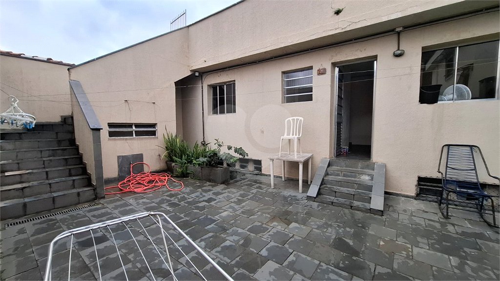 Sobrado à venda com 4 quartos em Bom Retiro, São Paulo, SP