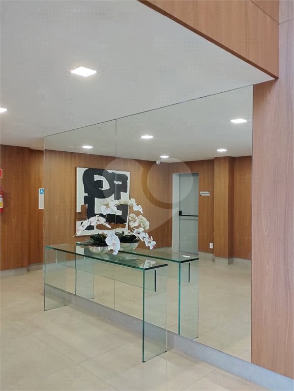 Apartamento à venda com 2 quartos em Santo Amaro, São Paulo, SP
