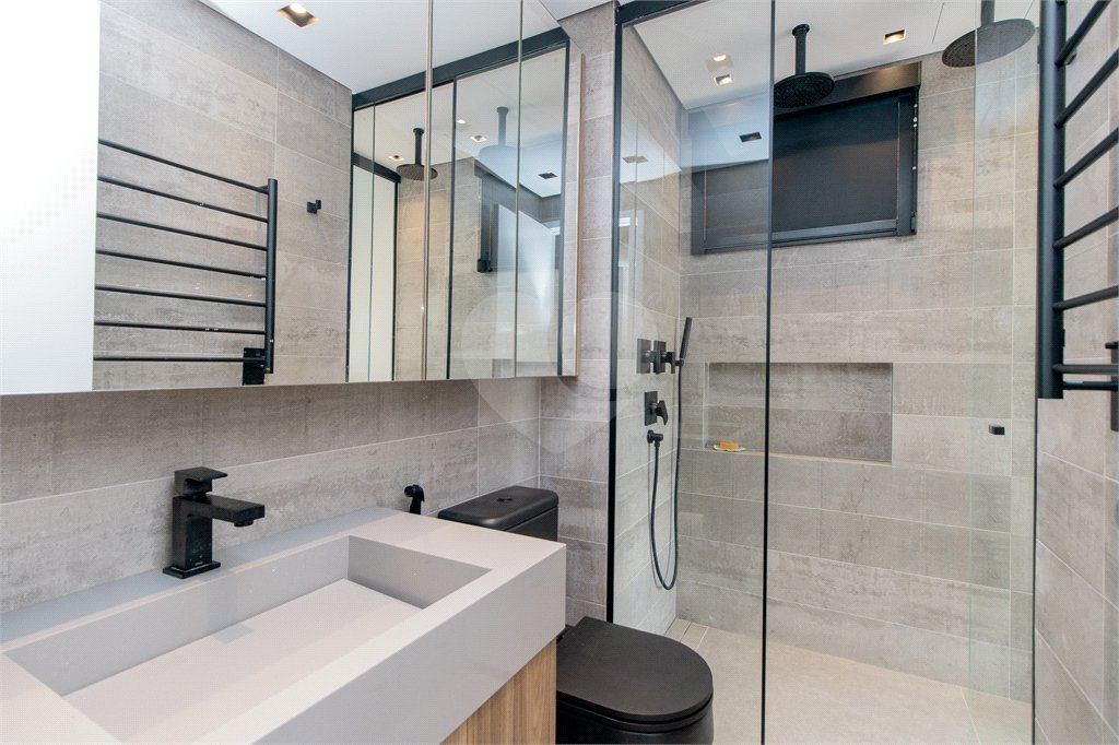 Apartamento à venda com 3 suítes em Vila Olímpia, São Paulo, SP