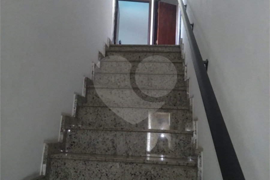 Sobrado à venda com 3 quartos, sendo 1 suíte, em Tremembé, São Paulo, SP