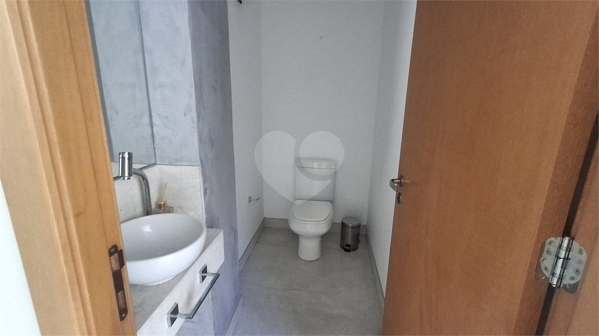 Casa de Vila à venda com 2 quartos, sendo 1 suíte, em Alto da Boa Vista, São Paulo, SP