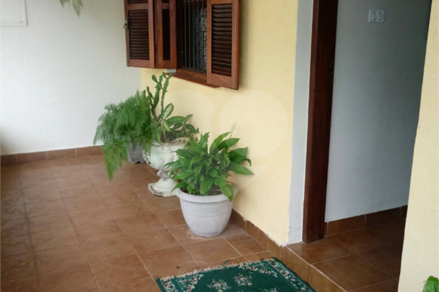 Casa Térrea para alugar com 3 quartos, sendo 1 suíte, no Centro, Mairiporã, SP