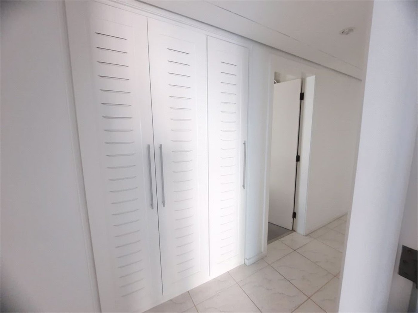 Apartamento com 3 dormitórios à venda, 179 m² por R$ 3.800.000,00 - Pitangueiras - Guarujá/SP