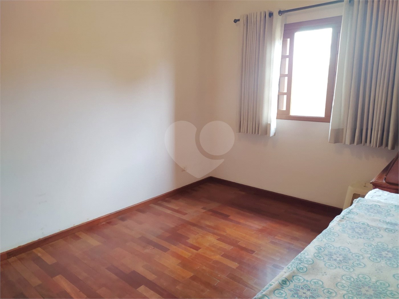 Sobrado à venda com 4 quartos, sendo 2 suítes, em Jardim Prudência, São Paulo, SP
