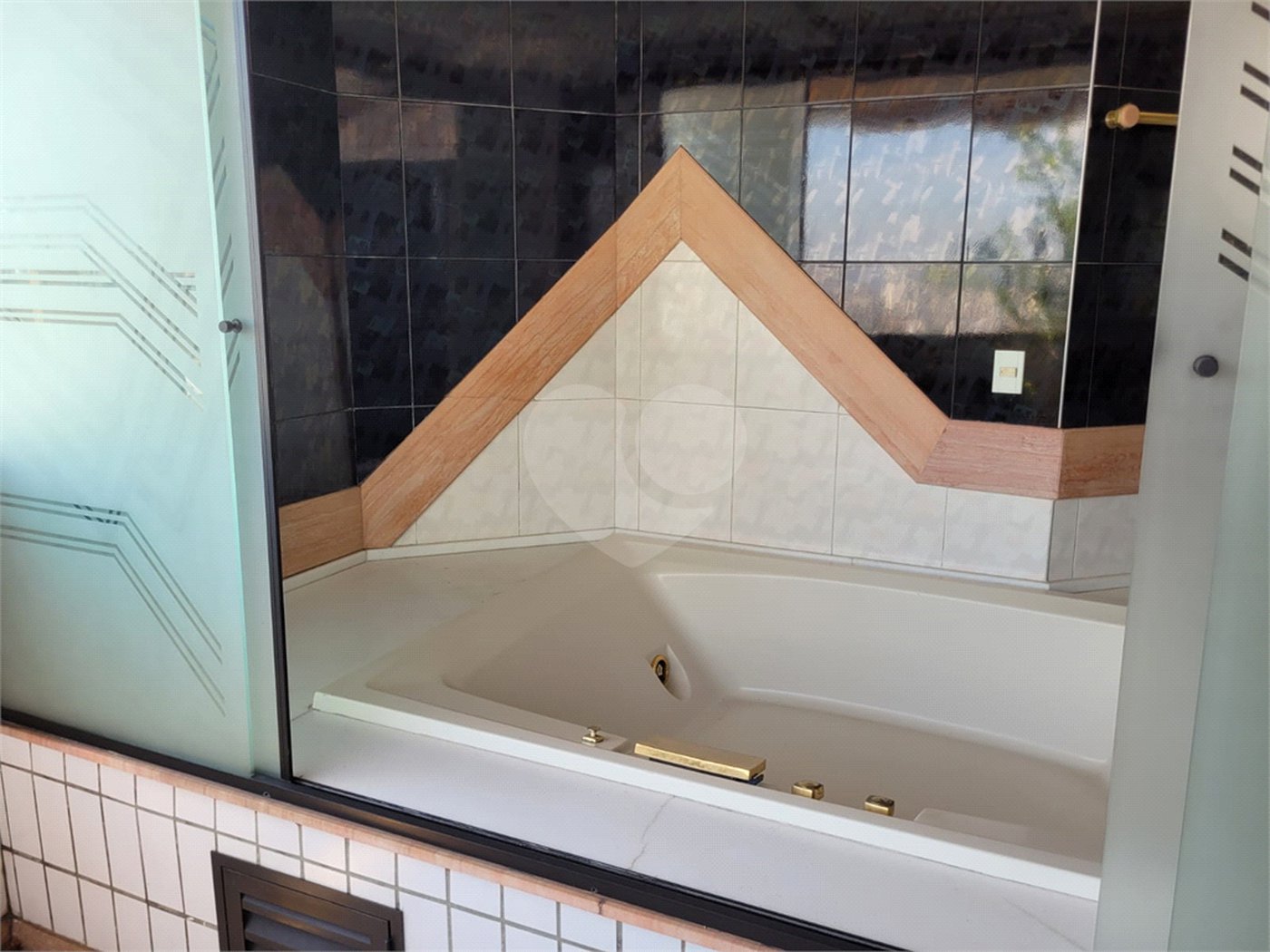 Apartamento à venda com 6 quartos, sendo 1 suíte, em Parque da Mooca, São Paulo, SP
