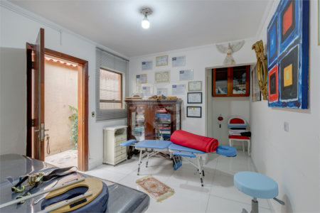 Casa Térrea à venda com 4 quartos, sendo 3 suítes, em Interlagos, São Paulo, SP