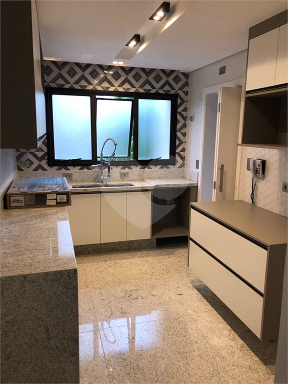 Apartamento à venda com 4 suítes em Vila Suzana, São Paulo, SP