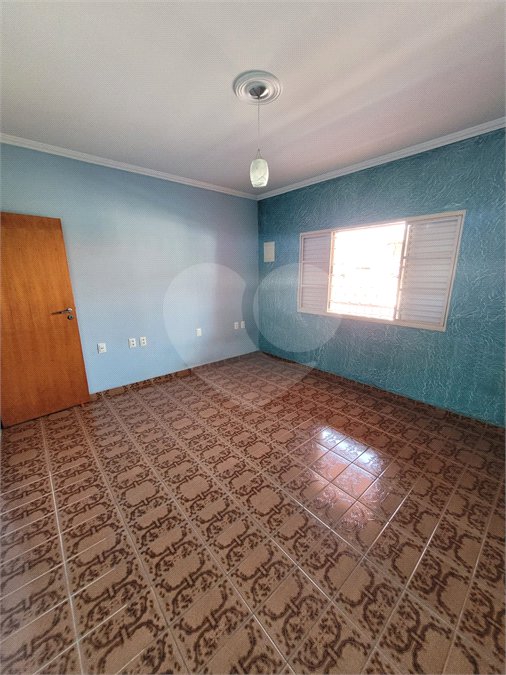 Sobrado à venda com 3 quartos, sendo 1 suíte, em Jardim Morada do Sol, Indaiatuba, SP
