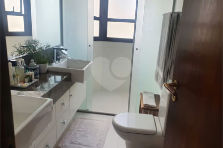 Apartamento à venda com 4 suítes em Vila Andrade, São Paulo, SP