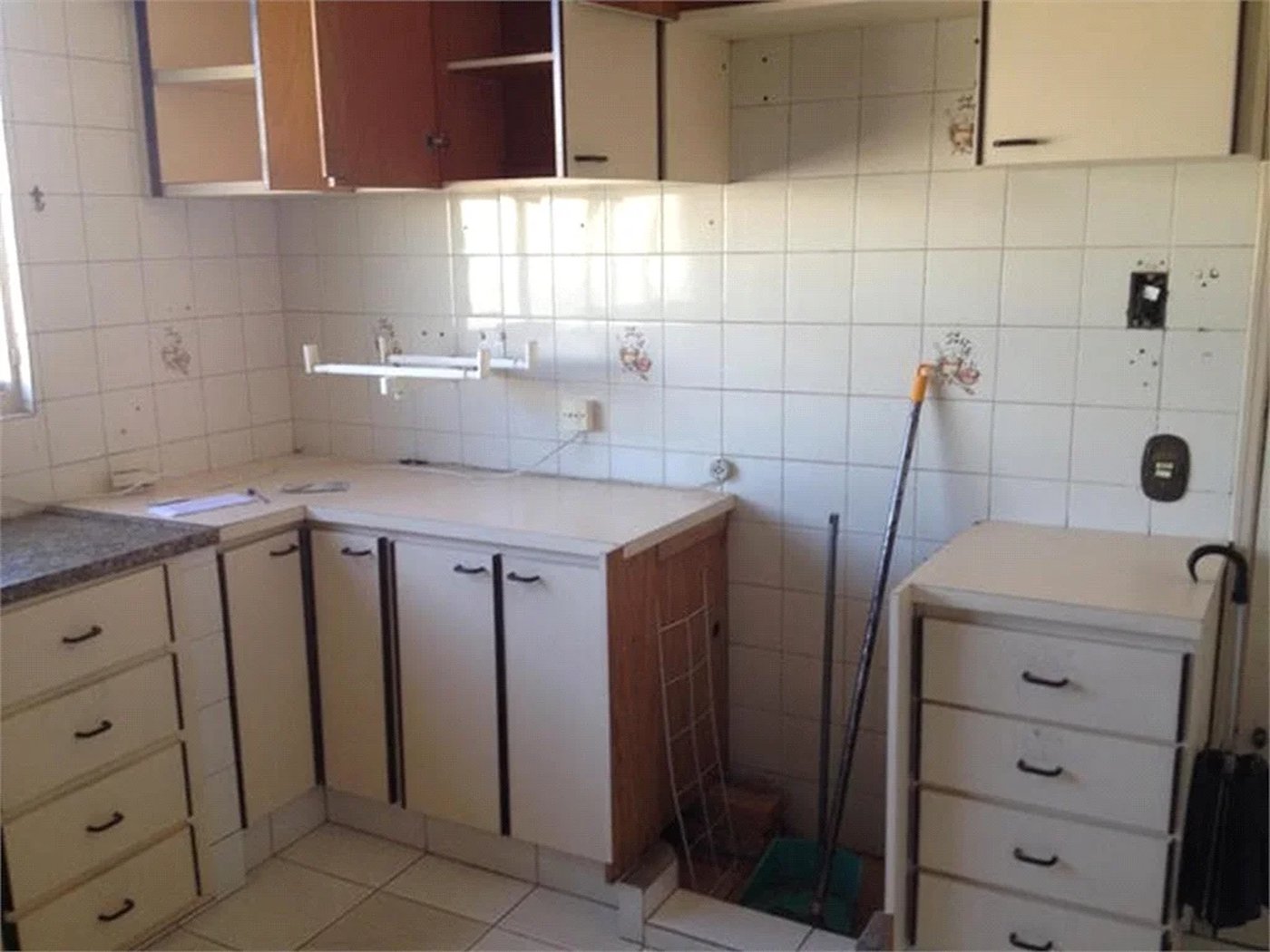 Sobrado à venda com 4 quartos, sendo 2 suítes, em Jardim Bonfiglioli, São Paulo, SP
