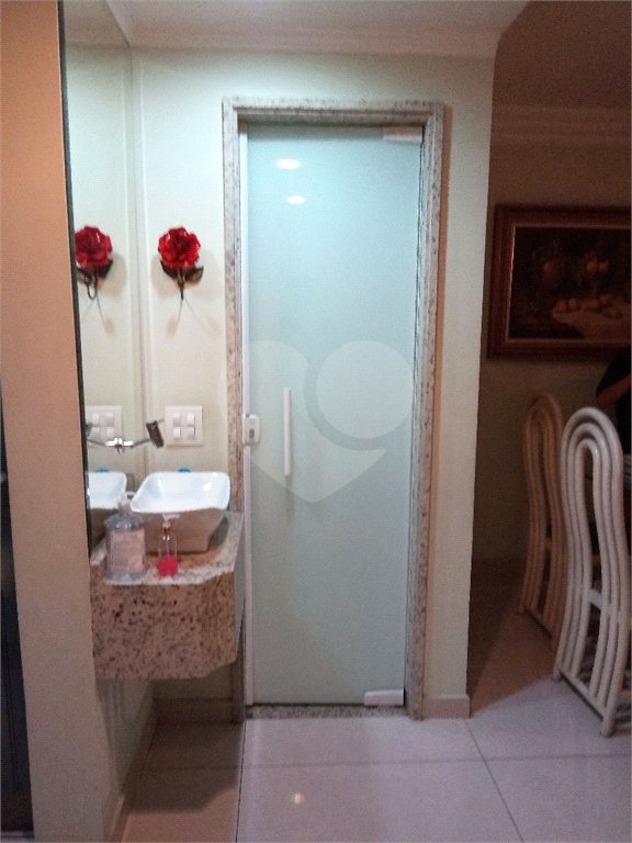 Sobrado à venda com 3 quartos, sendo 1 suíte, em Saúde, São Paulo, SP