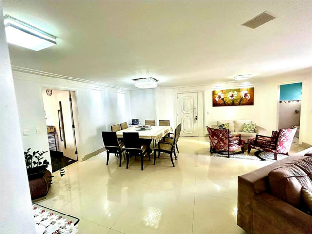 Apartamento à venda com 3 quartos, sendo 1 suíte,  em Mooca, São Paulo, SP
