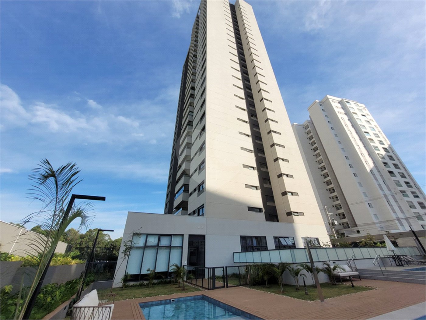 Apartamento à venda com 3 quartos, sendo 1 suíte,  em Parque Campolim, Sorocaba, SP