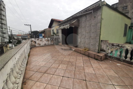 Sobrado à venda com 2 quartos em Vila Margarida, São Paulo, SP