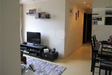 Apartamento à venda com 2 quartos em Vila Mazzei, São Paulo, SP