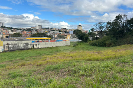 Terreno à venda em Vila Anchieta, Poá, SP