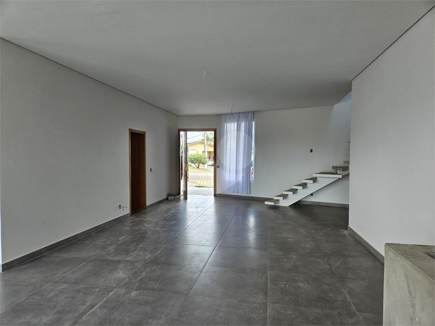 Casa à venda com 4 suítes no condomínio Portal da Vila Rica, Itu - SP